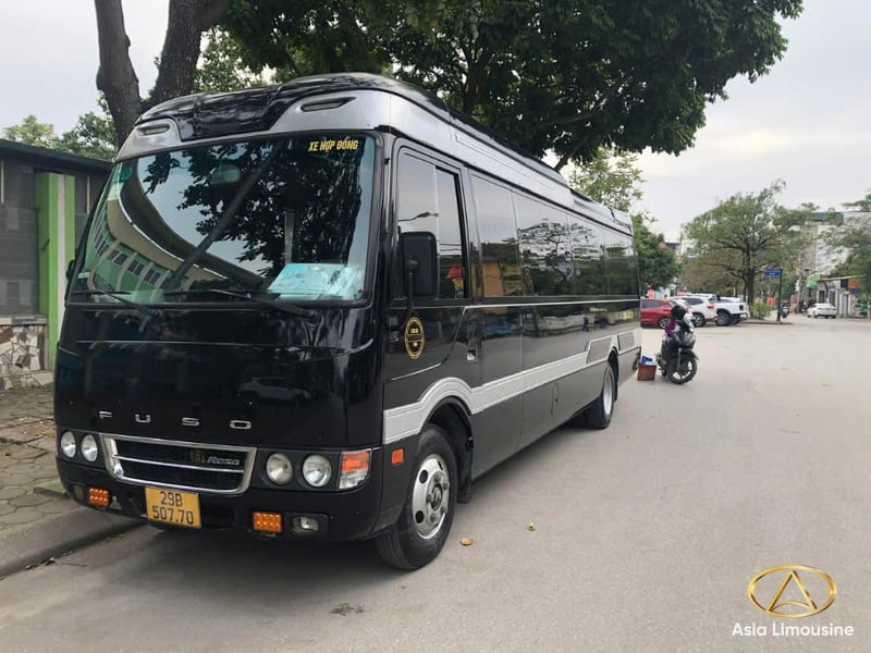 Fuso Limousine 19 ghế