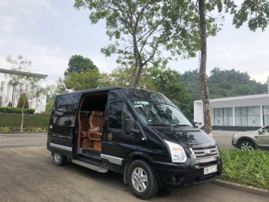 Thuê xe Limousine đi Đền Trần Nam Định