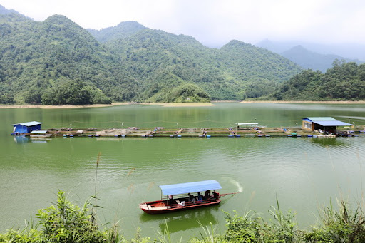 Hồ Vai Miếu Thái Nguyên