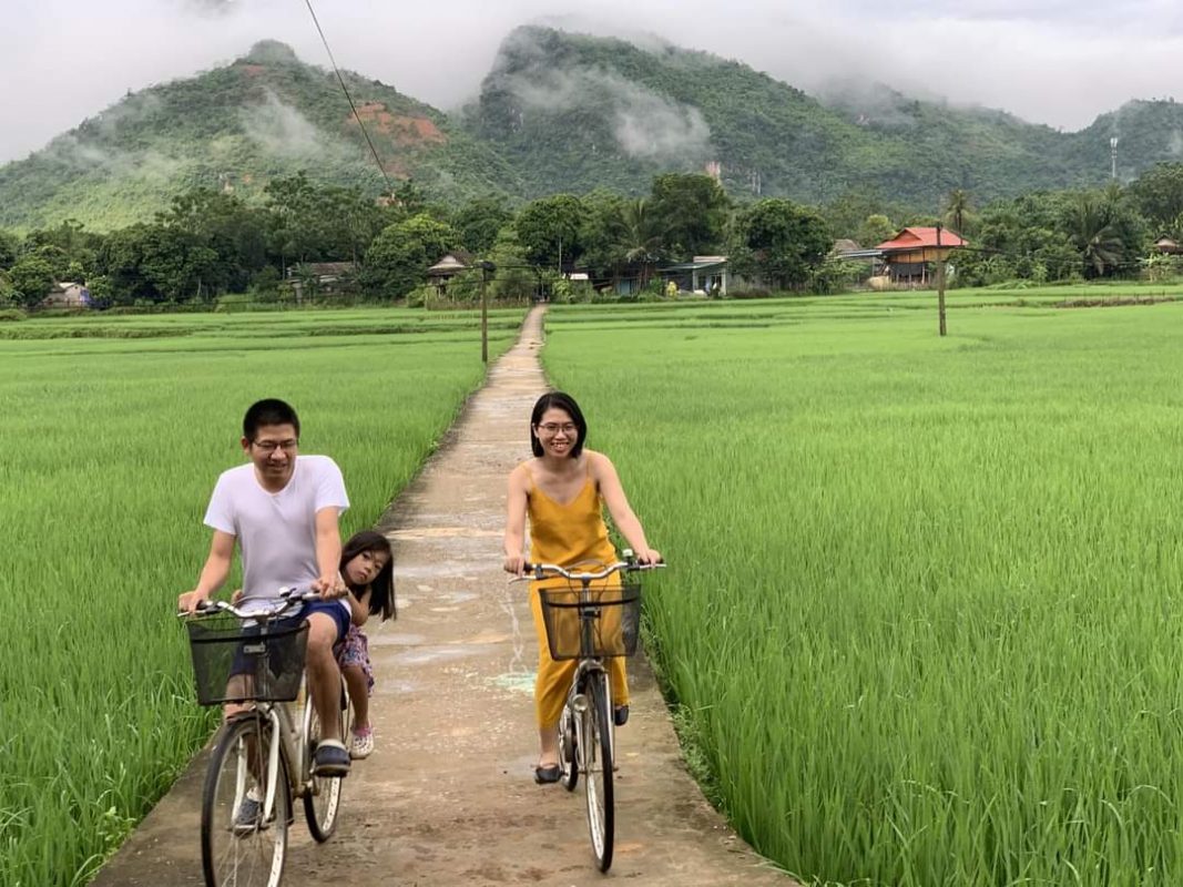 Đạp xe quanh bản làng Mai Châu