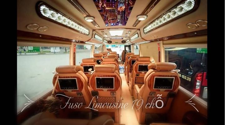 Thuê xe limousine đi biển Cửa Lò xe Limousine 19 chỗ