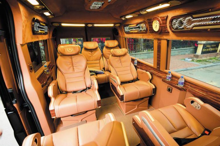 dịch vụ thuê Limousine Hà Nội uy tín
