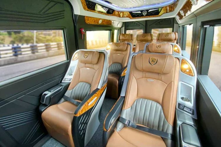 Thông tin về nội thất xe limousine 9 chỗ
