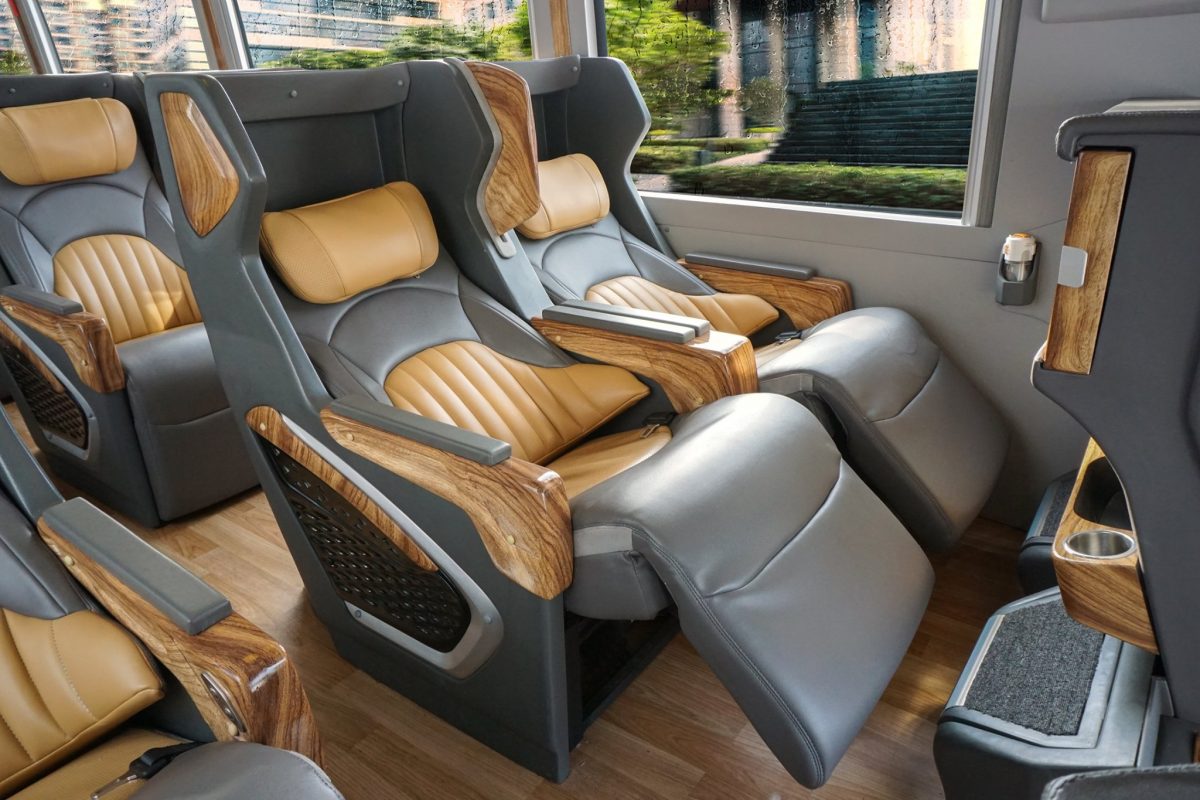 Bảng giá Thuê xe fuso Limousine 19 chỗ Hà nội Thanh Hóa