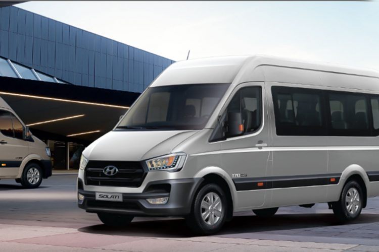 Cho thuê xe 16 chỗ Hyundai Solati đầu năm 2023