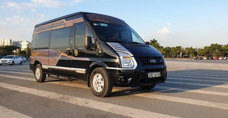 Thuê xe Dcar Limousine 9 chỗ giá rẻ nhất hiện nay