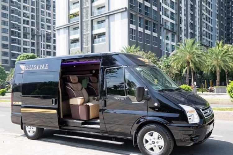 Cho thuê xe Limousine 9 chỗ tại Hà Nội giá rẻ