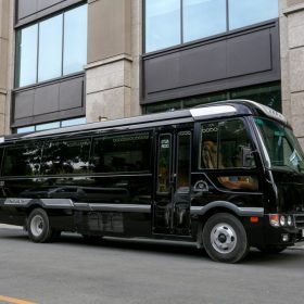 Thuê xe fuso Limousine 19 chỗ