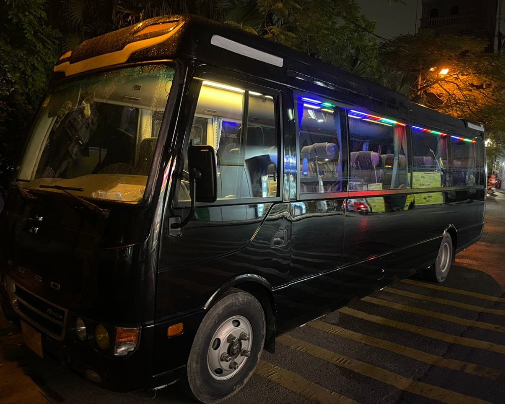 Báo giá thuê xe limousine 9 chỗ từ Nội Bài đi các tỉnh