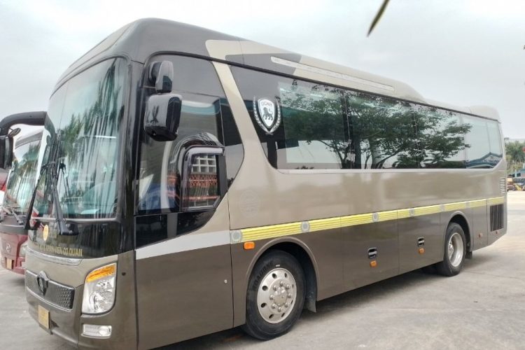 Thuê xe limousine Hà Nội đi Sapa