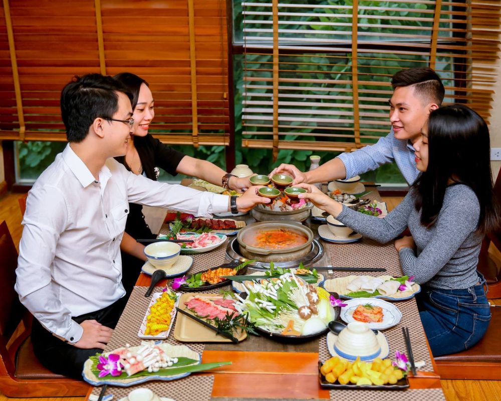 Nhà hàng Sashimi BBQ Garden