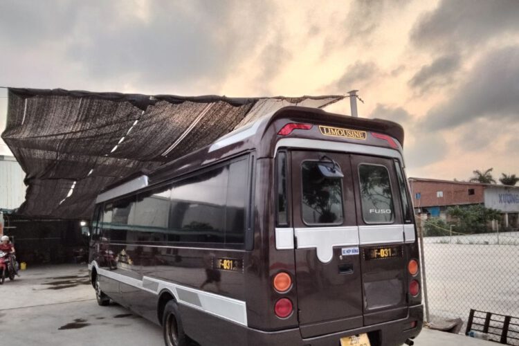 Thuê xe limousine đi tà xùa