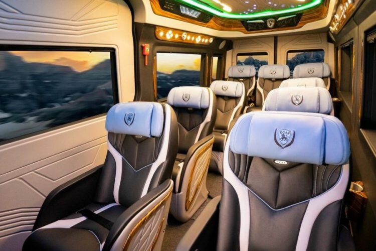 Thuê xe limousine đi Ninh Bình