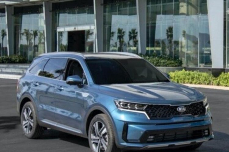 thuê xe carnival đưa đón sân bay