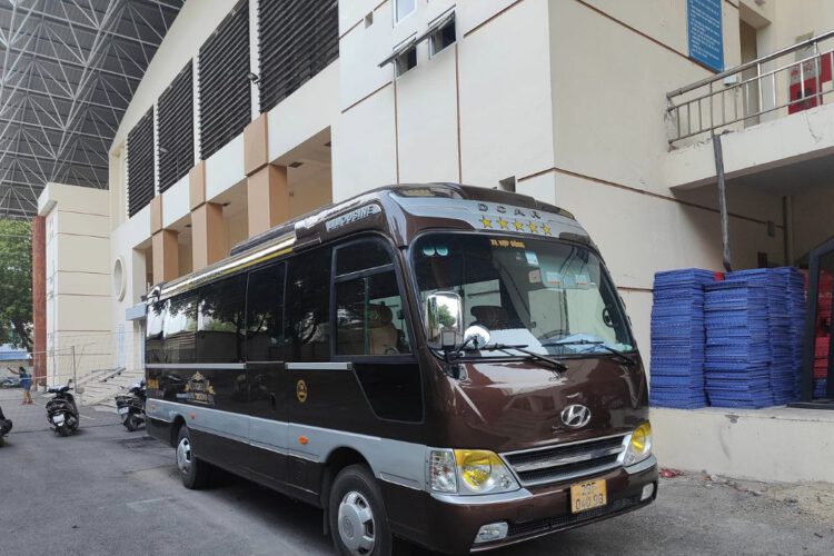 Giá Thuê Xe 18 Chỗ Fuso Tại Hà Nội