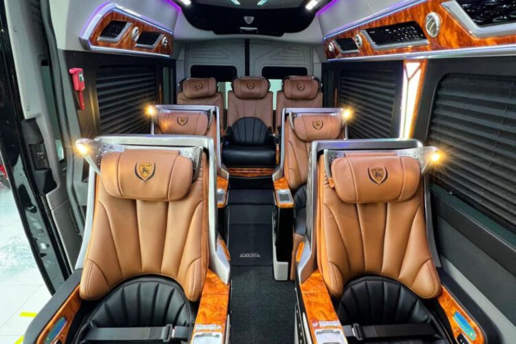 Giá thuê xe limousine hà nội 2024