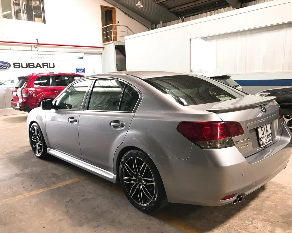 Xe Subaru Legacy