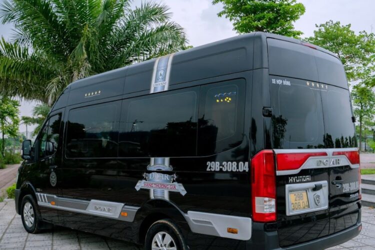 Thuê Xe Limousine 12 Chỗ Tại Hà Nội