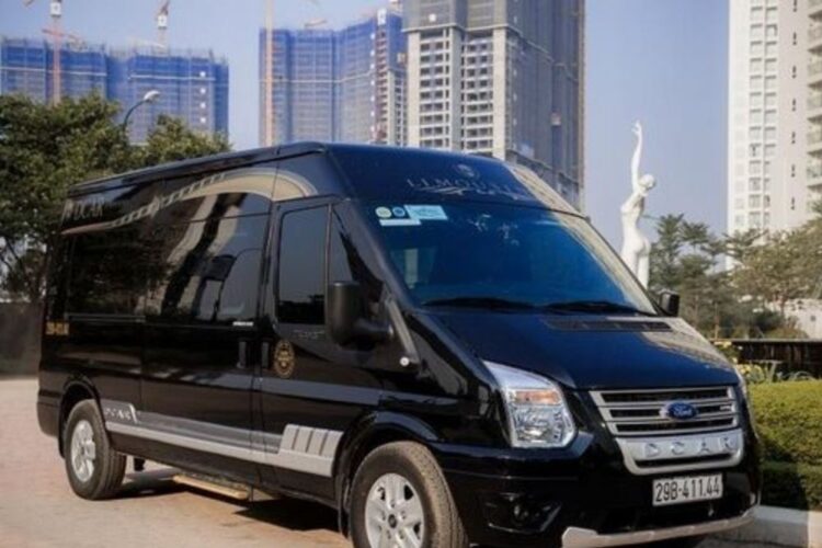 thuê xe limousine Hà Nội Thái Nguyên