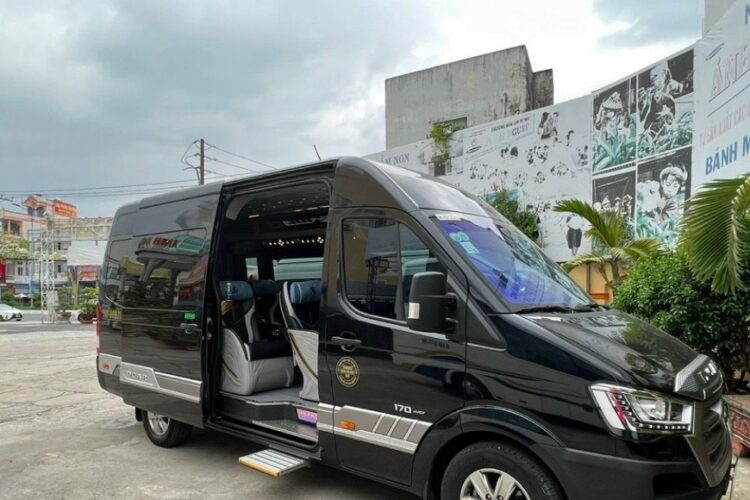 Thuê Xe Limousine Đi Sóc Sơn