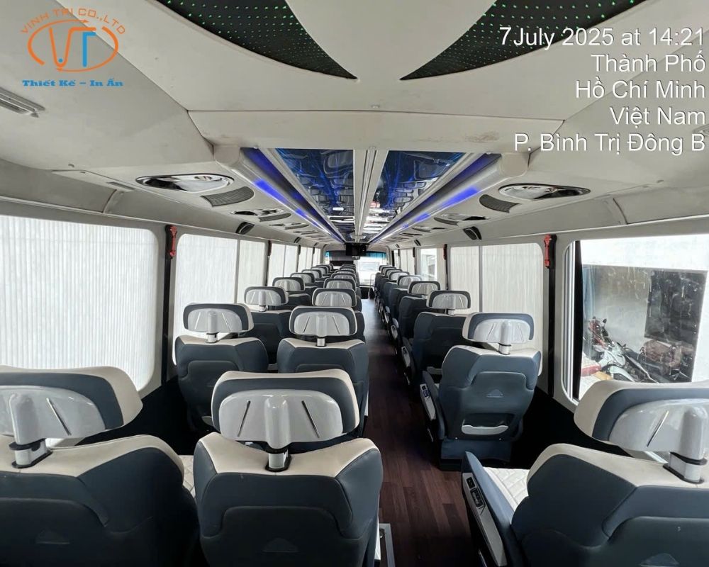 Xe limousine 32 chỗ có chỉnh ghế điện
