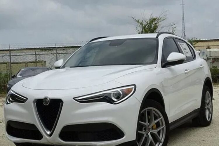Hãng Xe Alfa Romeo Của Nước Nào