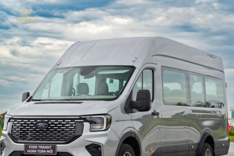 Cho Thuê Xe Limousine 12 Chỗ Đi Sapa