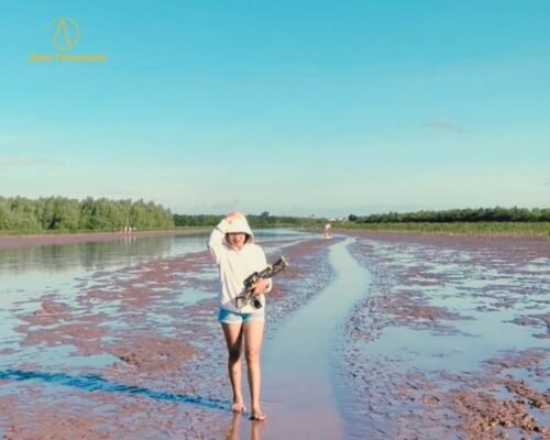 Chụp ảnh tại biển vô cực Thái Bình