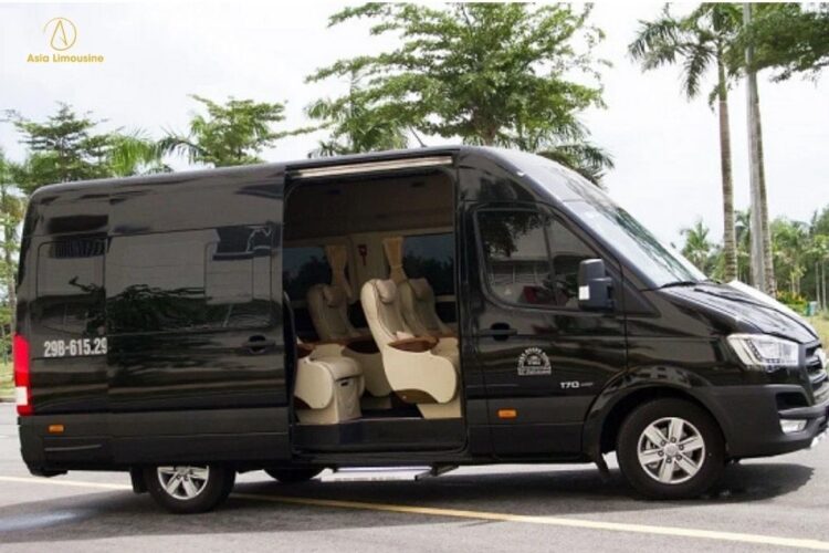 Thuê Xe Limousine Đi Biển Quất Lâm