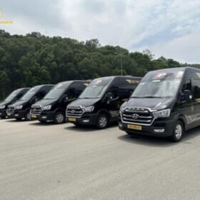 Thuê xe limousine đi phủ Dầy