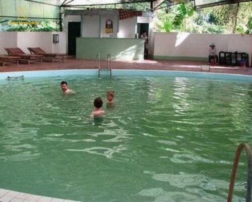 Suối nước nóng Kênh Gà